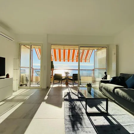 Apartment Le Vigia-vue Mer-terrasse-climatisation-parking Menton