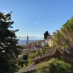 Le Vigia-vue Mer-terrasse-climatisation-parking Mentona