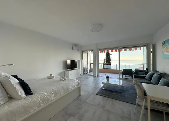 Le Vigia-vue Mer-terrasse-climatisation-parking * מנטון
